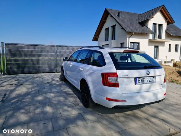 Skoda Octavia 2.0 TDI 4x4 Ambition DSG - 15