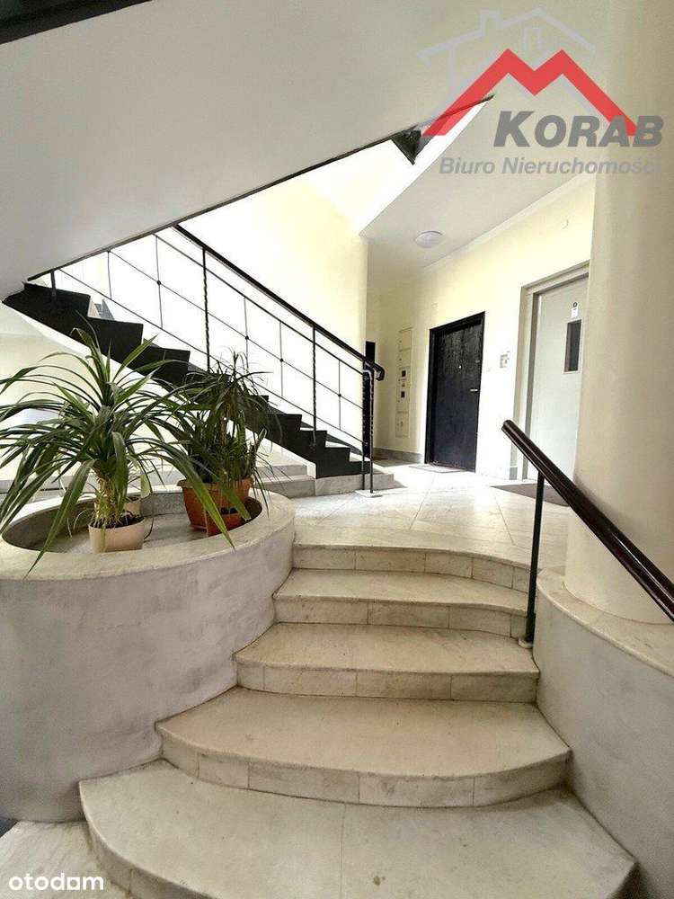 Mieszkanie z potencjałem w klimatycznej kamienicy-11