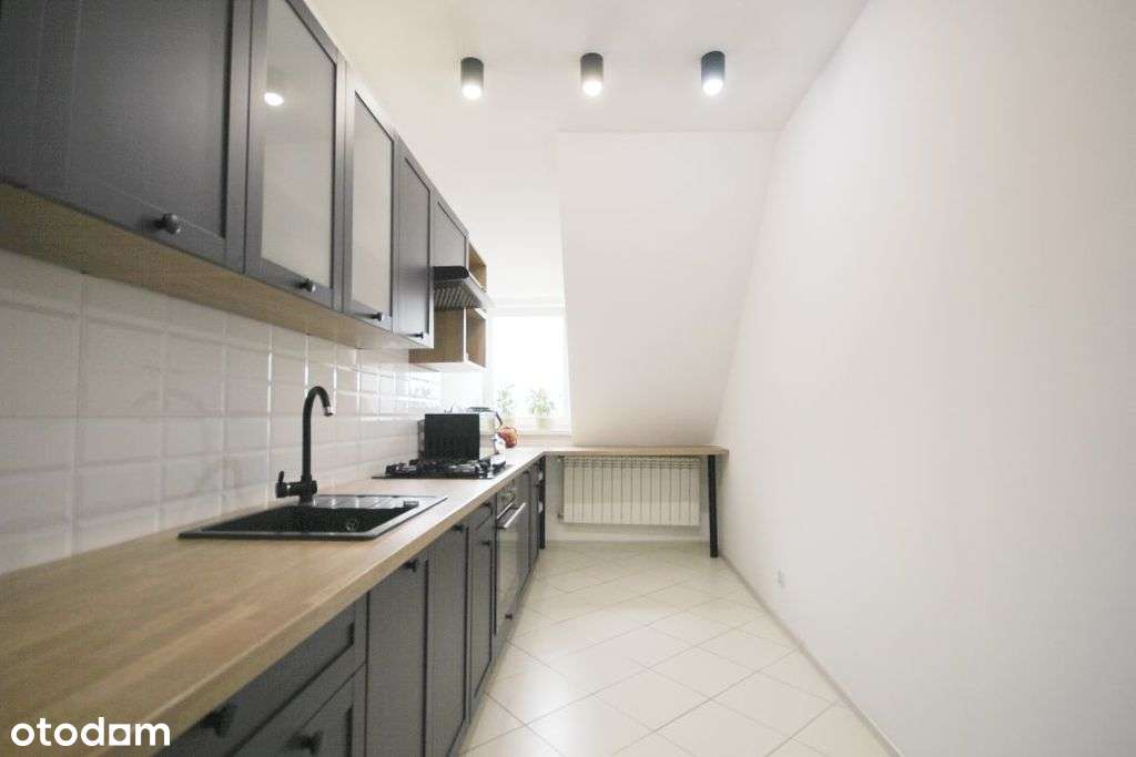 Wspaniałe i przestronne mieszkanie w kamienicy-17