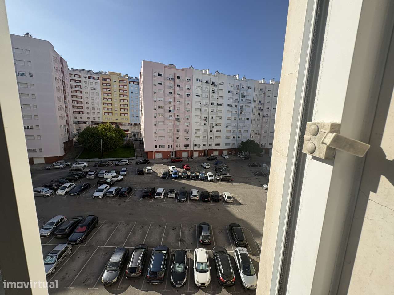 T2 com Suite e Arrecadação | Santa Marta do Pinhal - Corroios-9