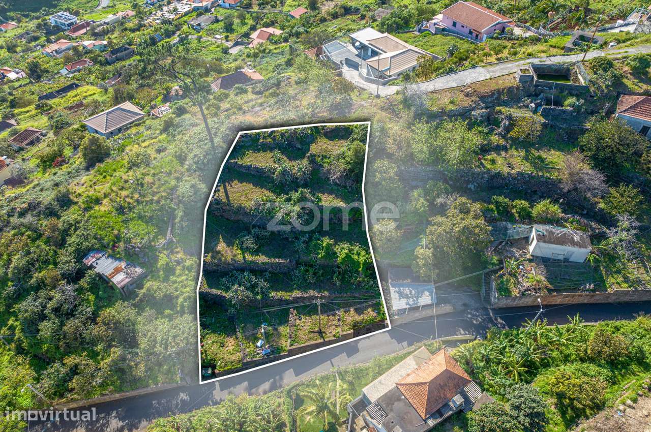 Terreno com 800 m² localizado em Santa Cruz, com projeto aprovado - Grande imagem: 3/36