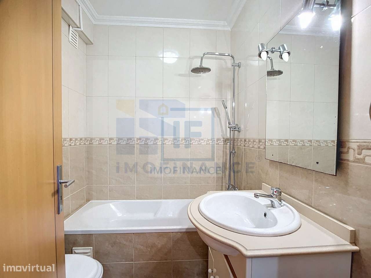 Arrendamento Apartamento T2 Com Garagem - Grande imagem: 5/18