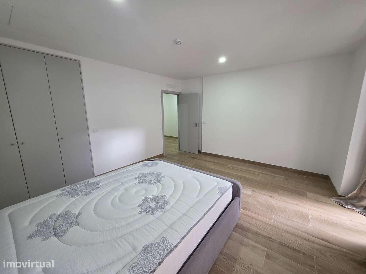 Apartamento T2 | Novo | Jardim Privativo | Batalha-15