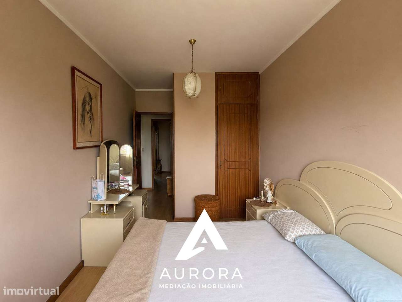 Apartamento T2 com excelente potencial de valorização-14