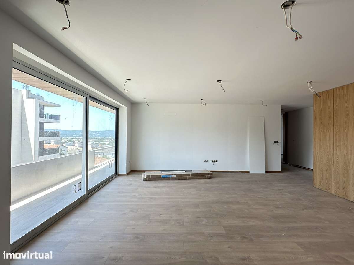 T3 NOVOS em Braga - Grande imagem: 4/25