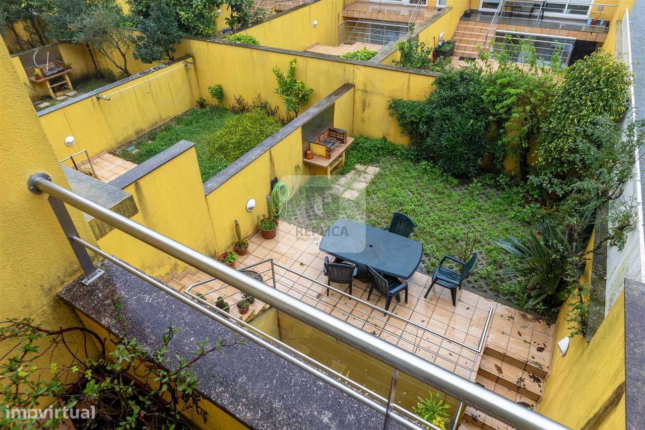 Moradia T5 com jardim e garagem | Senhora da Hora, Matosinhos-32