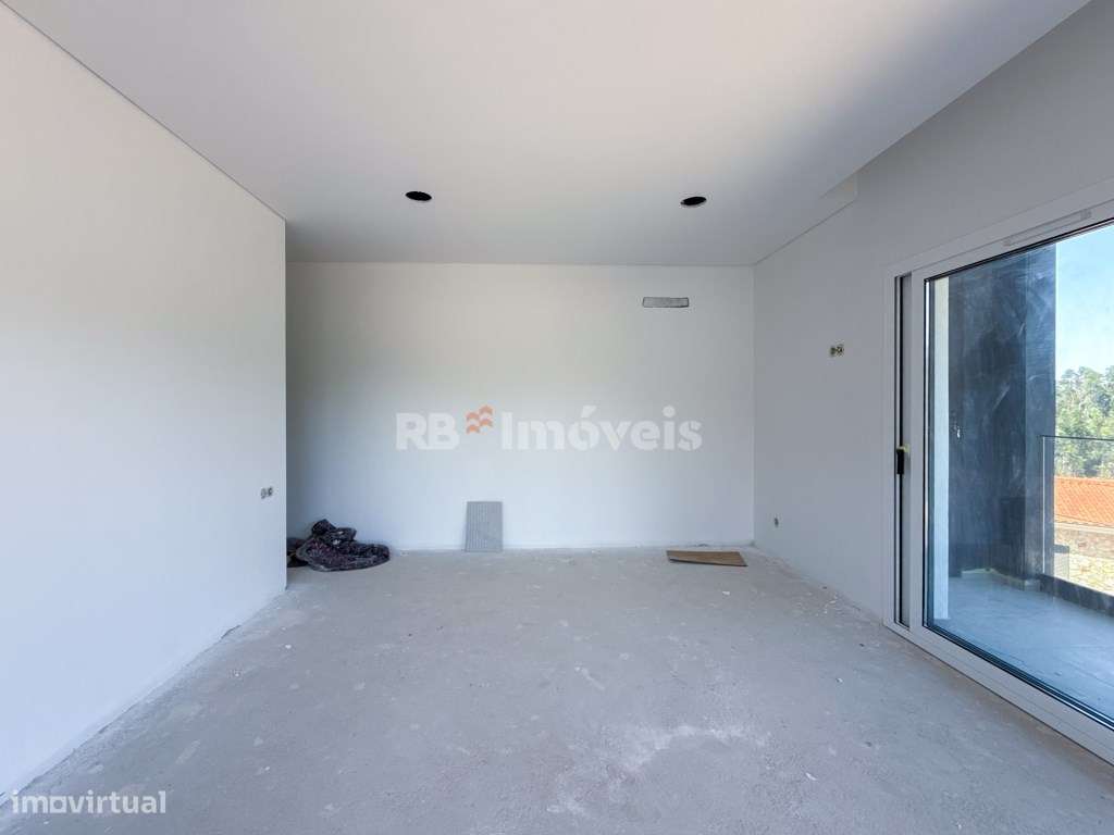 Moradia Nova T3, Vista Rio - Urbanização Martinela, Ferreira do Zêzere-33