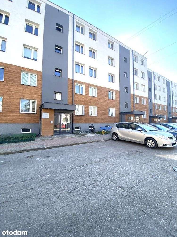 4-pokoje w centrum Wysokiego Mazowiecka - Pełny obrazek: 1/5