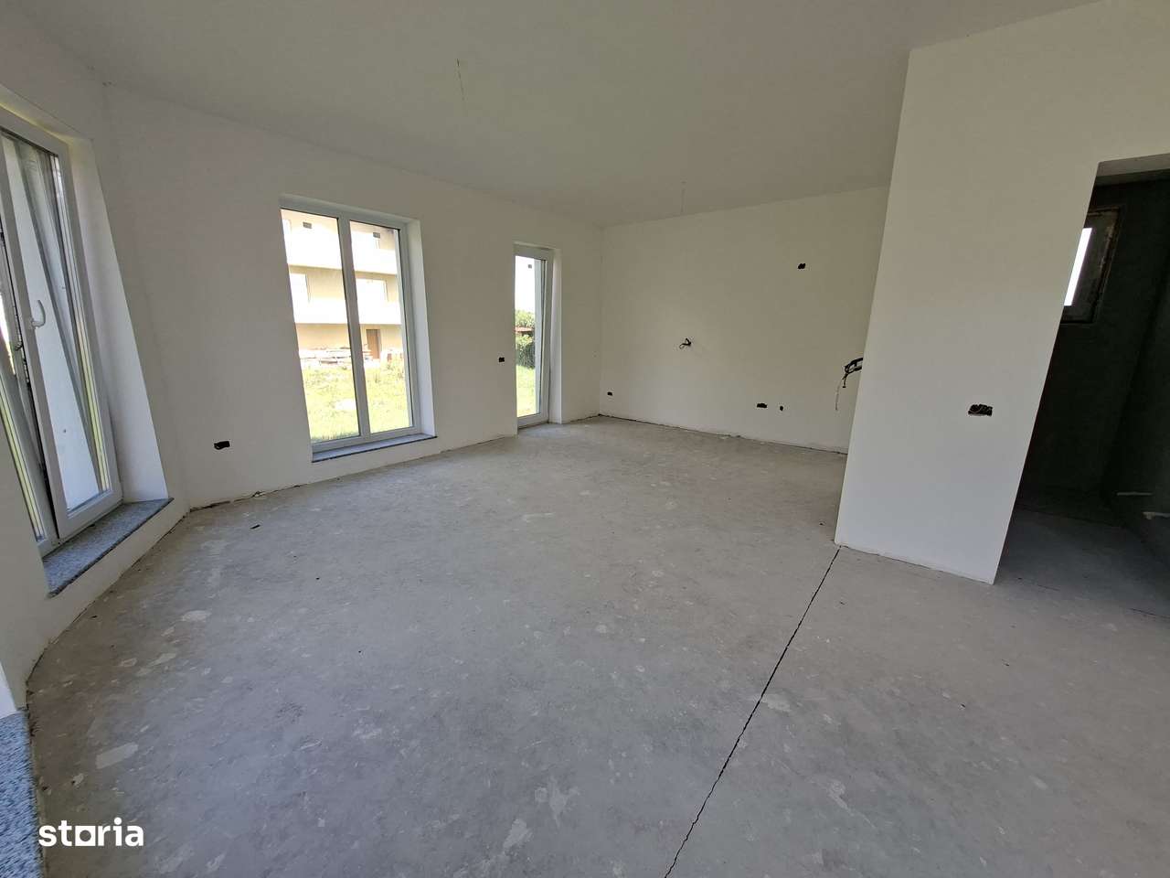 Casa semifinisata str Afinului - Imagine principală: 5/11