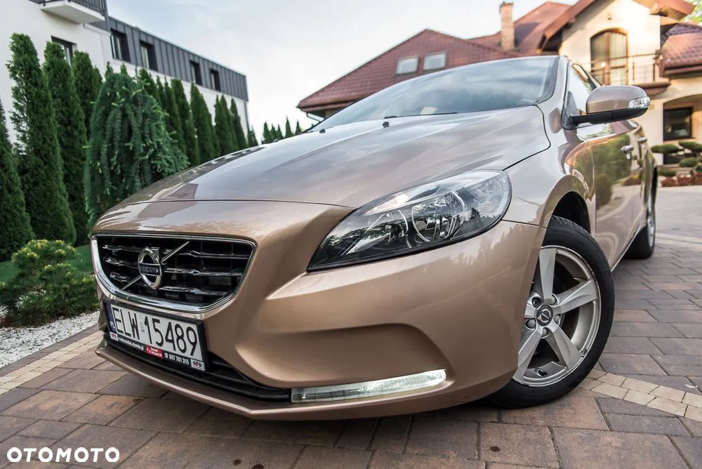 Volvo V40