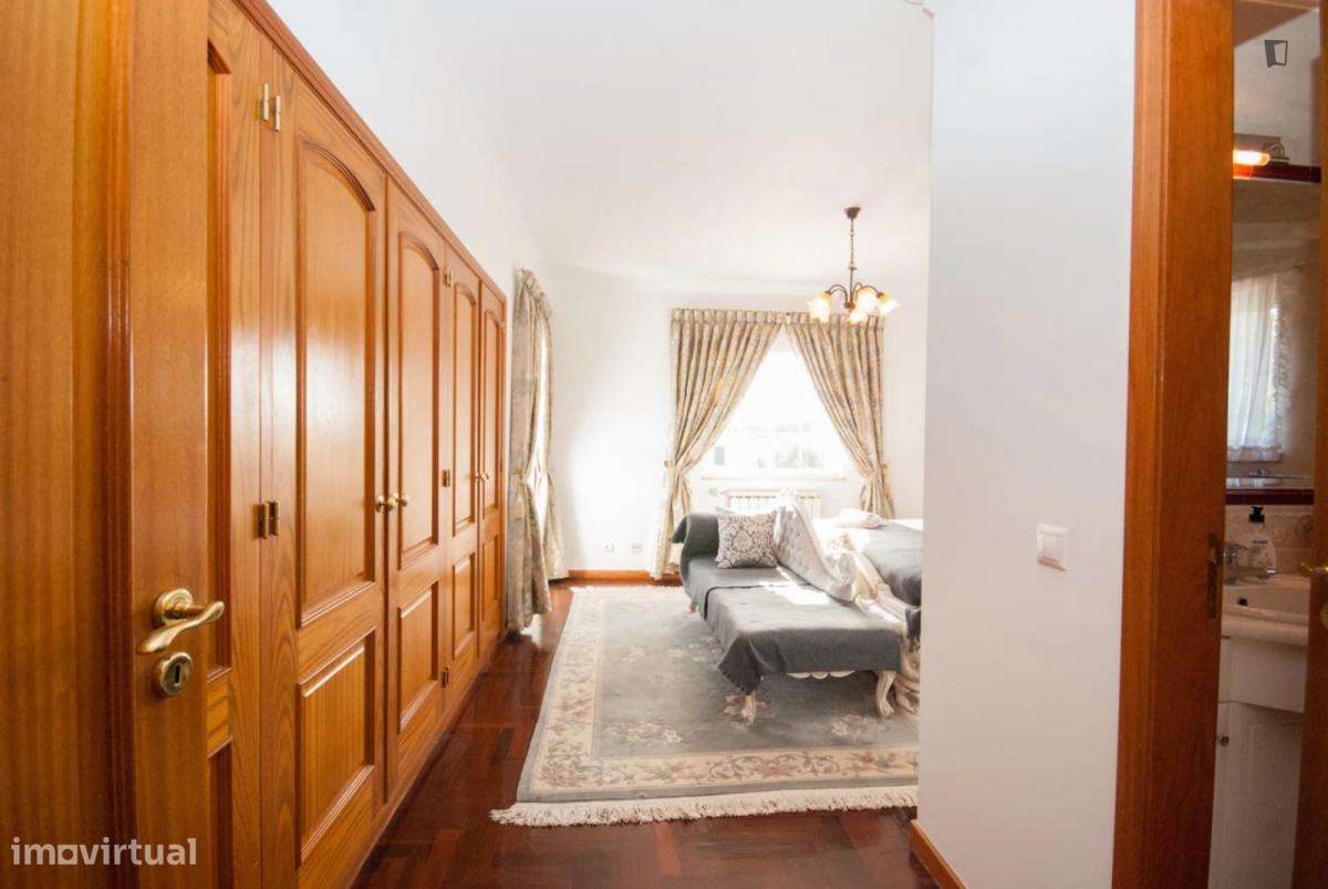 Quarto - localizado em Cascais Lisbon - Grande imagem: 5/10