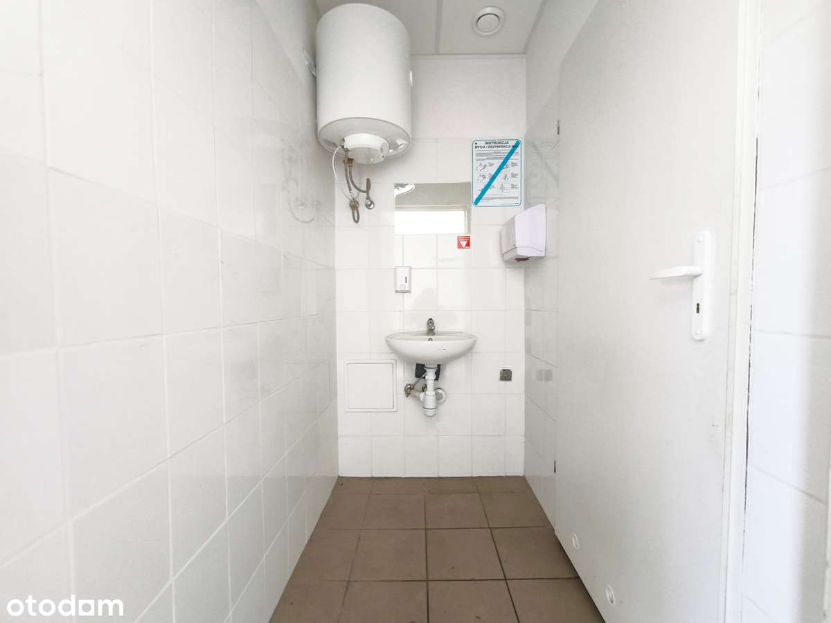 Nieruchomość handlowo-usługowa, działka 688m2, lokal 100m2-9