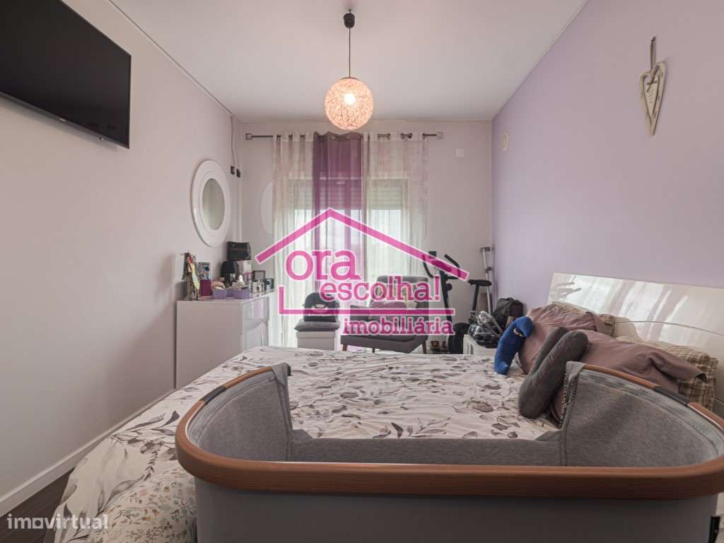 T2 de 2011 com 80 m2 e Garagem 40 m2 no Casal do Marco!-7