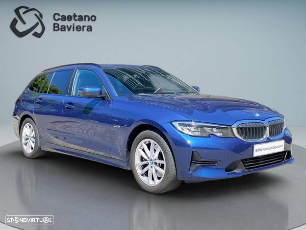 BMW 320 e Touring Auto - 31