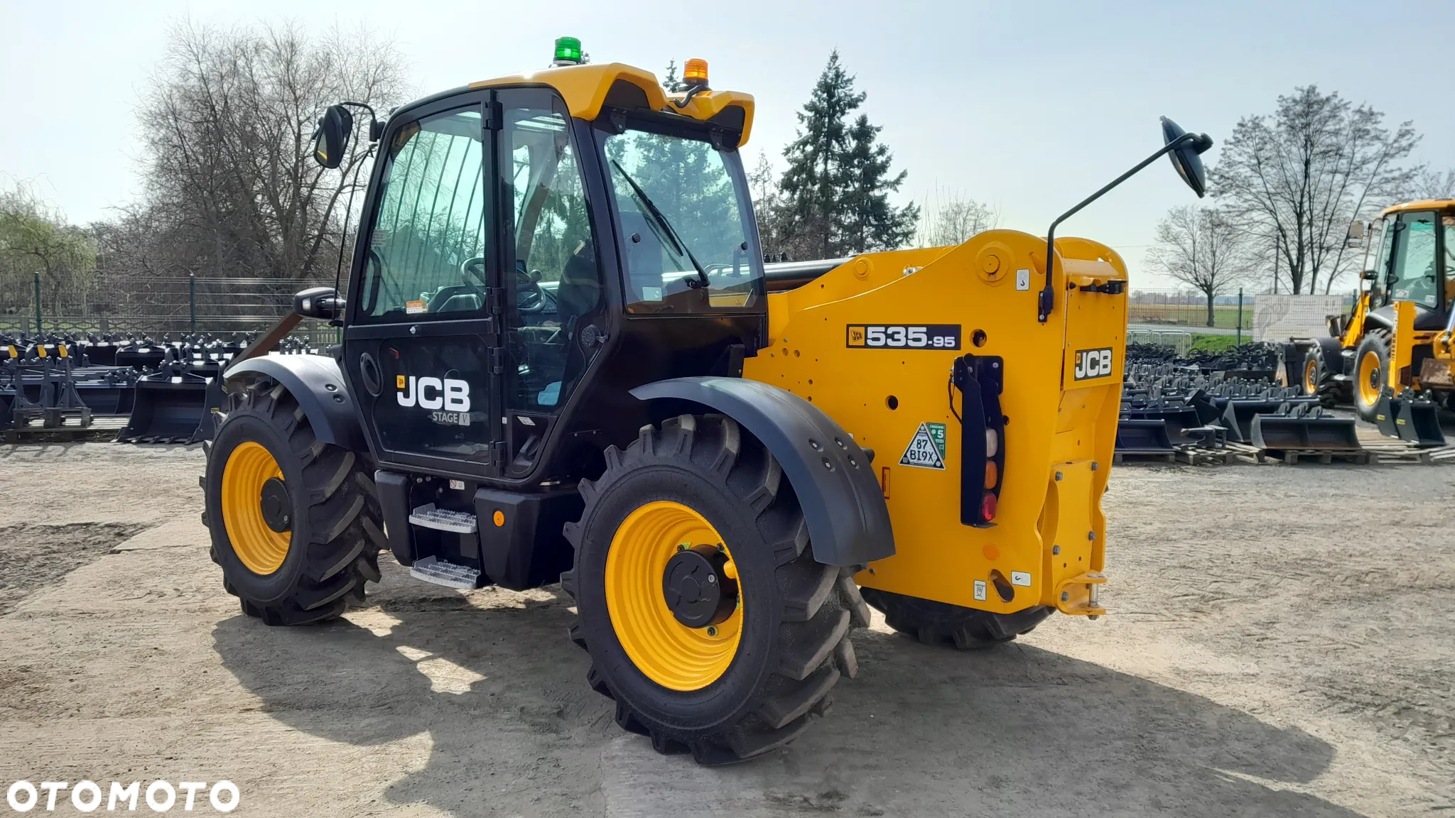 JCB 535-95 2023R DEMO 141mth transport w cenie - 6