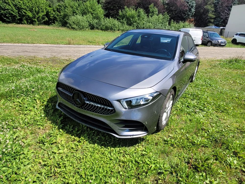 Mercedes-Benz A W177 180 7G-DCT AMG Line 2022