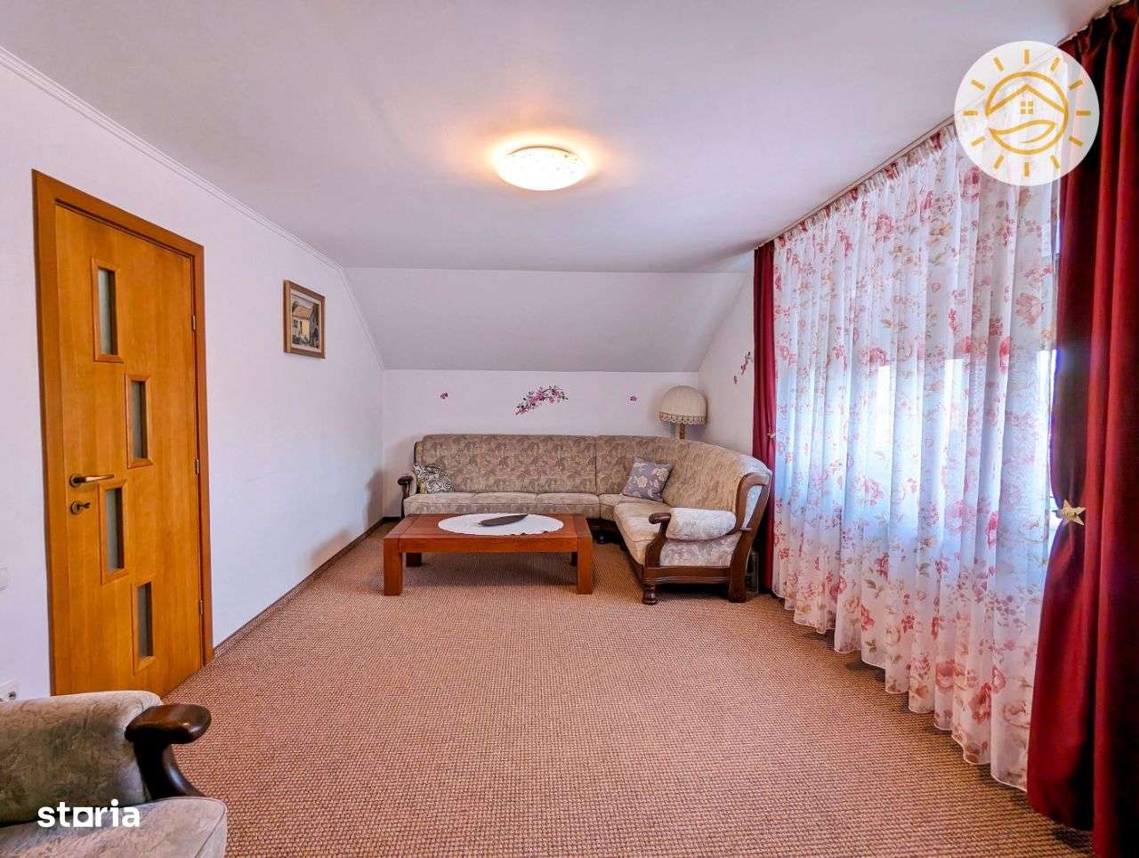 Zona Centrul Vechi/Roata Norocului casa spatioasa - Imagine principală: 3/9