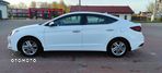 Hyundai Elantra 1.6 Comfort - 5