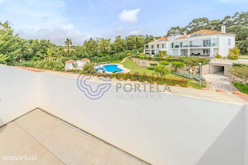 Apartamento Duplex T5 de Luxo com Terraço, Piscina e Garagem – Estoril-56
