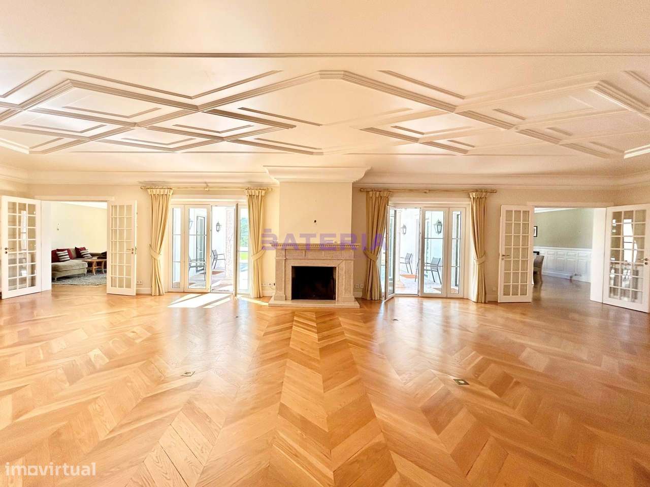 Classic Villa in Quinta Patiño - Grande imagem: 4/50