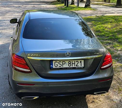 Mercedes-Benz Klasa E 220 d 4-Matic 9G-TRONIC - 5