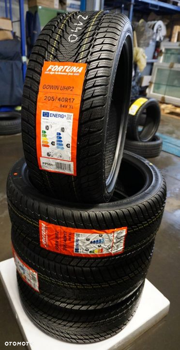 Fortuna Gowin UHP2 205/40R17 84V XL Z140 - 2