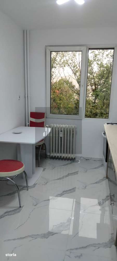 APARTAMENT 2 CAMERE, 1 DECEMBRIE/AUCHAN TITAN, MOBILAT-UTILAT x