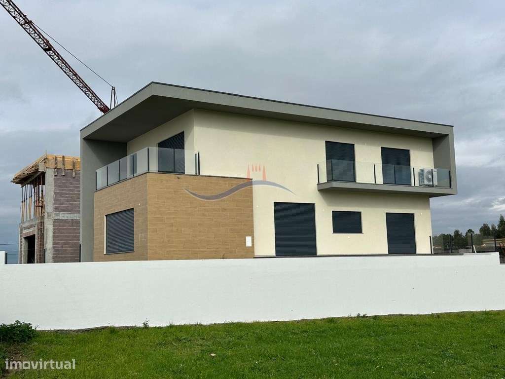 Moradia T4 - Souto da Carpalhosa e Ortigosa - Grande imagem: 5/26