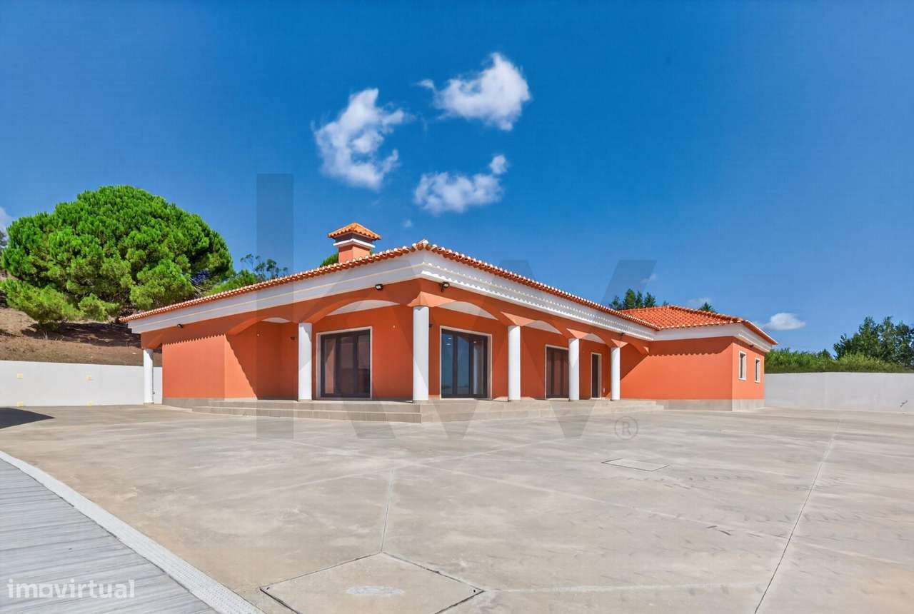 Moradia T5 com piscina e mais de 8.000 m2 de terreno | Seramena, Sobra-16