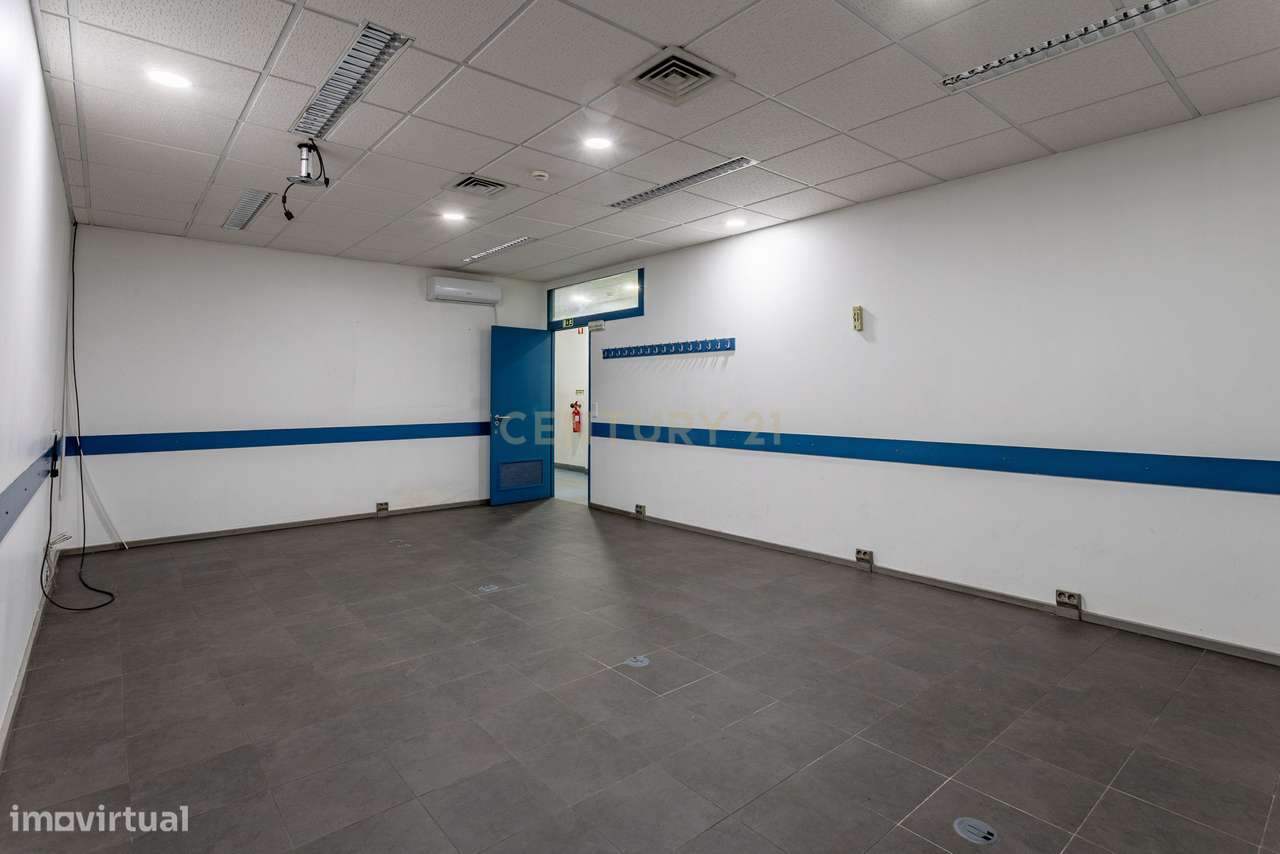 Espaço comercial versátil junto ao Saldanha / Arco do Cego, Lisboa-24