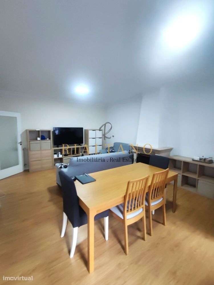 Apartamento T3 em Aveiro / Barrocas-9