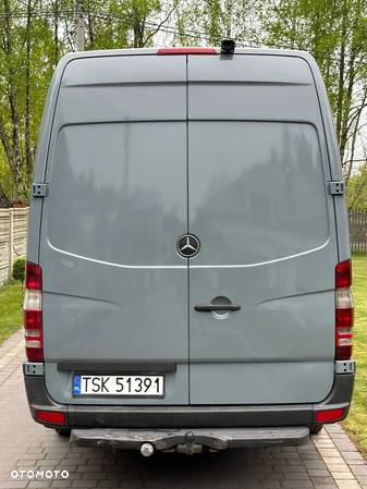 Mercedes-Benz Sprinter - 9