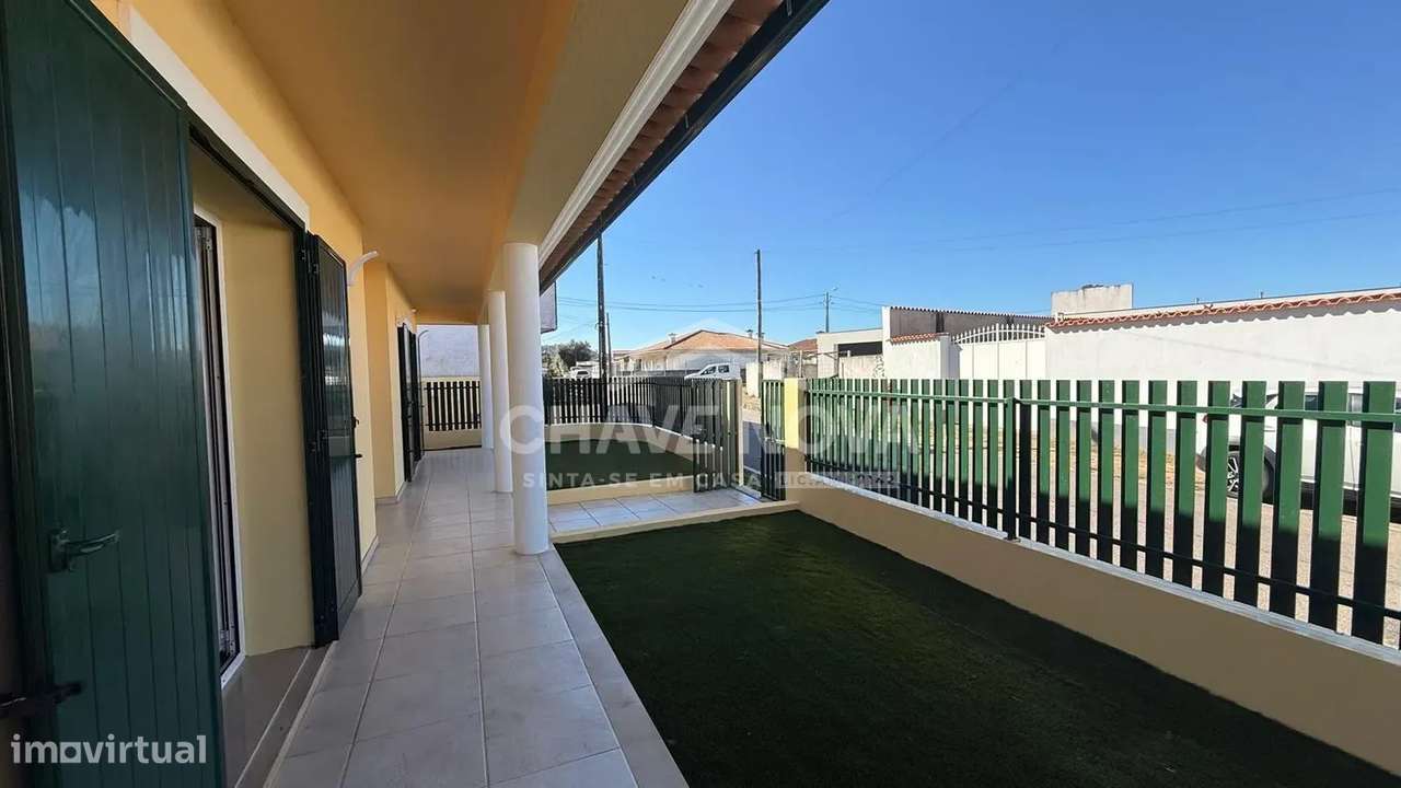 FN - Moradia térrea de 4 frentes | T3 com suite | Terreno de 722 m-11