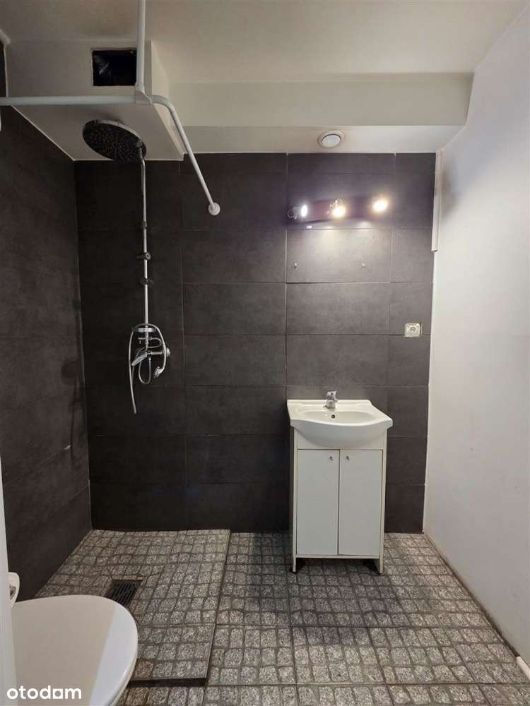 Kamienica Z Mieszkaniami Na Wynajem-5