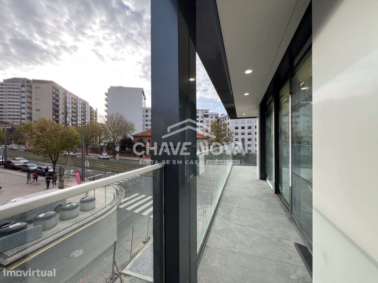 T3 Novo c/ 2 Lugares de Garagem Centro Gaia (Avª República) - Grande imagem: 2/22