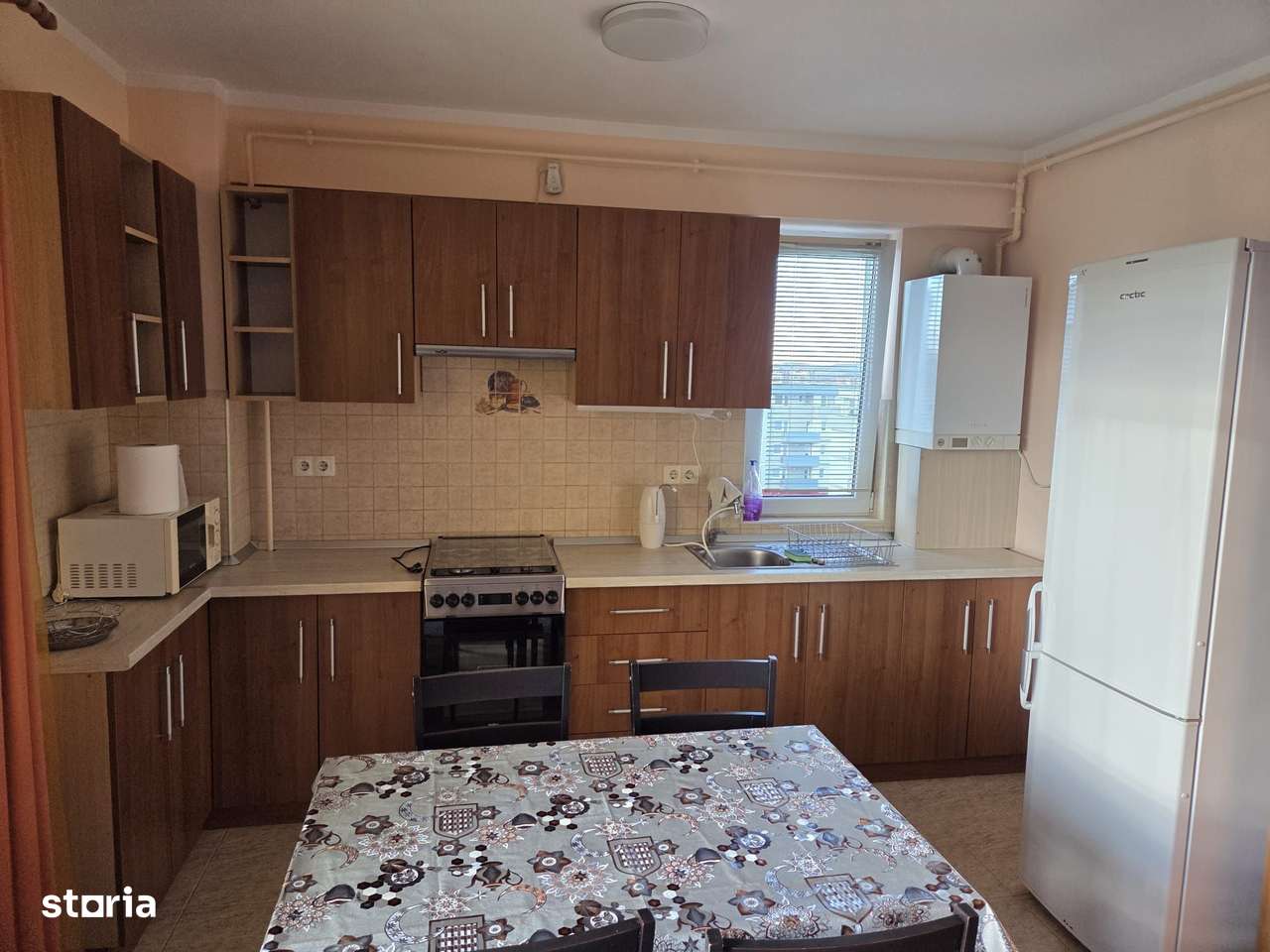 APARTAMENT 3 CAMERE TURNISOR - FRUNZEI - Imagine principală: 3/11