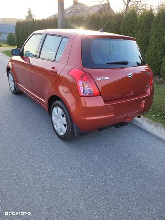 Suzuki Swift 1.3 4x4 Comfort - 3