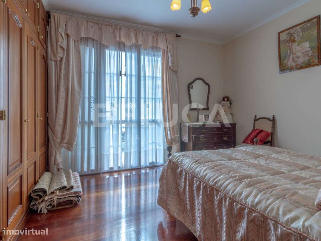 MORADIA T4 COM QUINTAL || URBANIZAÇÃO 'QUINTA DO FAIAL' (FUNCHAL)-36