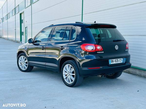 Volkswagen Tiguan 2.0 TDI DPF 4Motion DSG Exclusive - 4