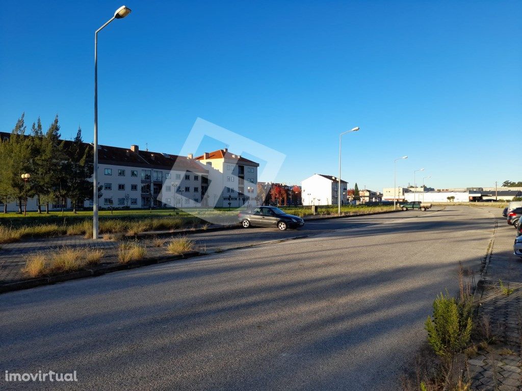 Terreno p/ construção em altura 6 frações Esgueira