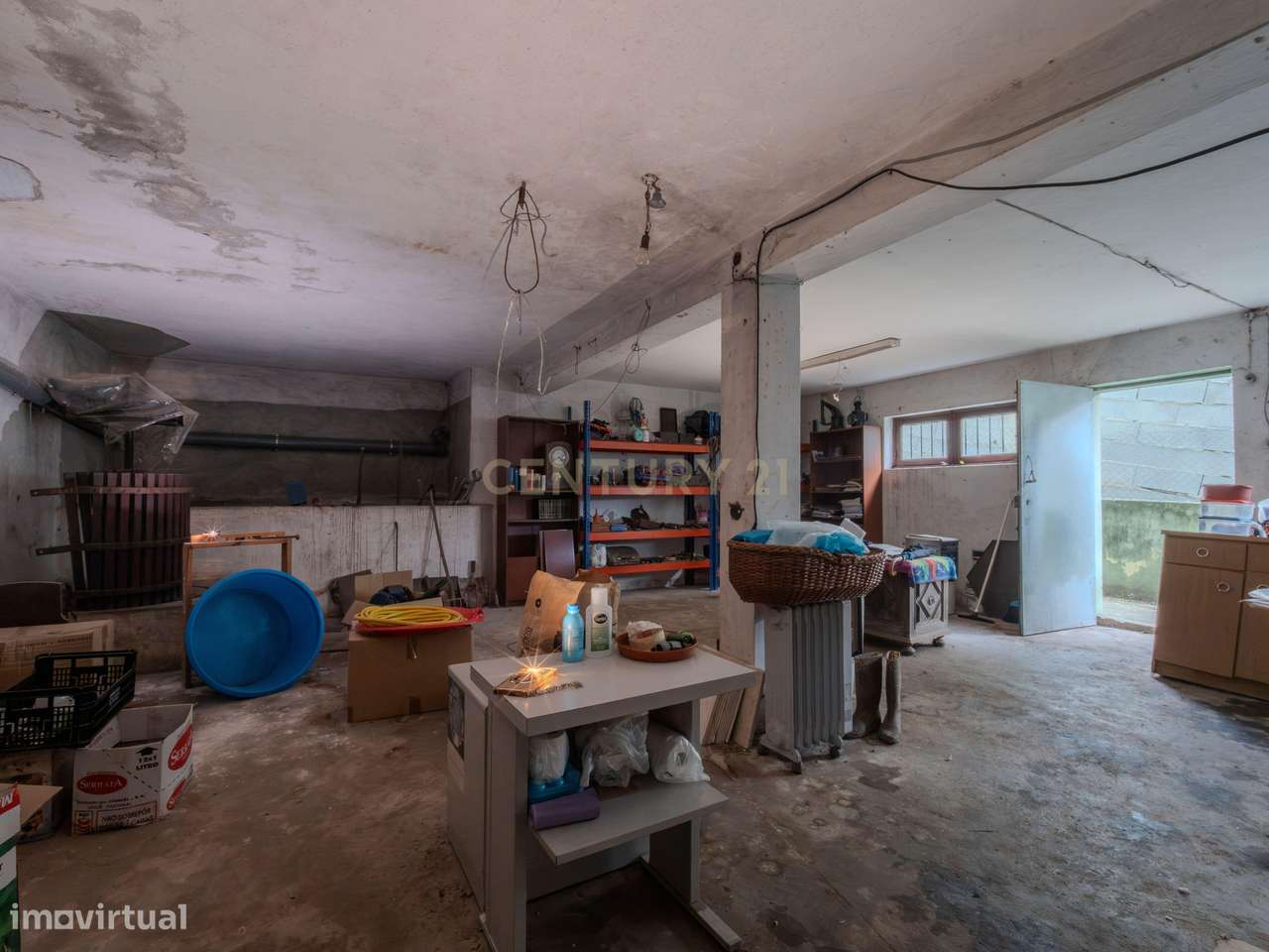 Moradia T3 em Ermesinde com Grande Quintal e Excelente Potencial de In-41