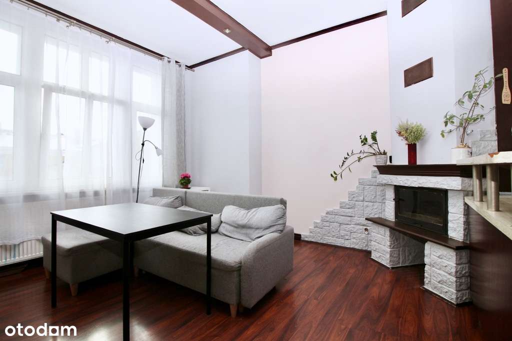 Przestronne 2 pokoje w centrum miasta - Pełny obrazek: 1/7