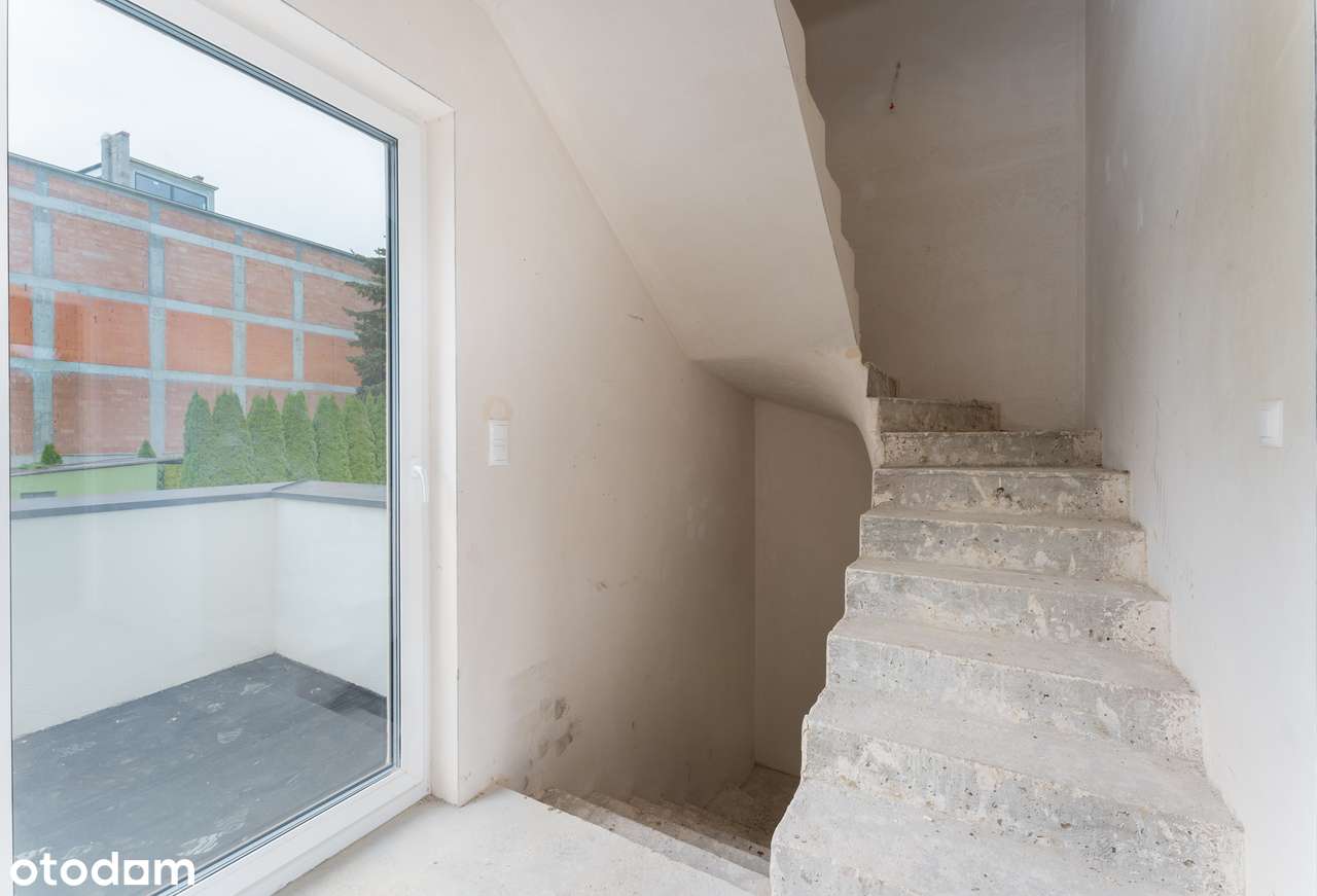 w 20 minut tramwajem do biura na Zabłocie • 111 m²-14