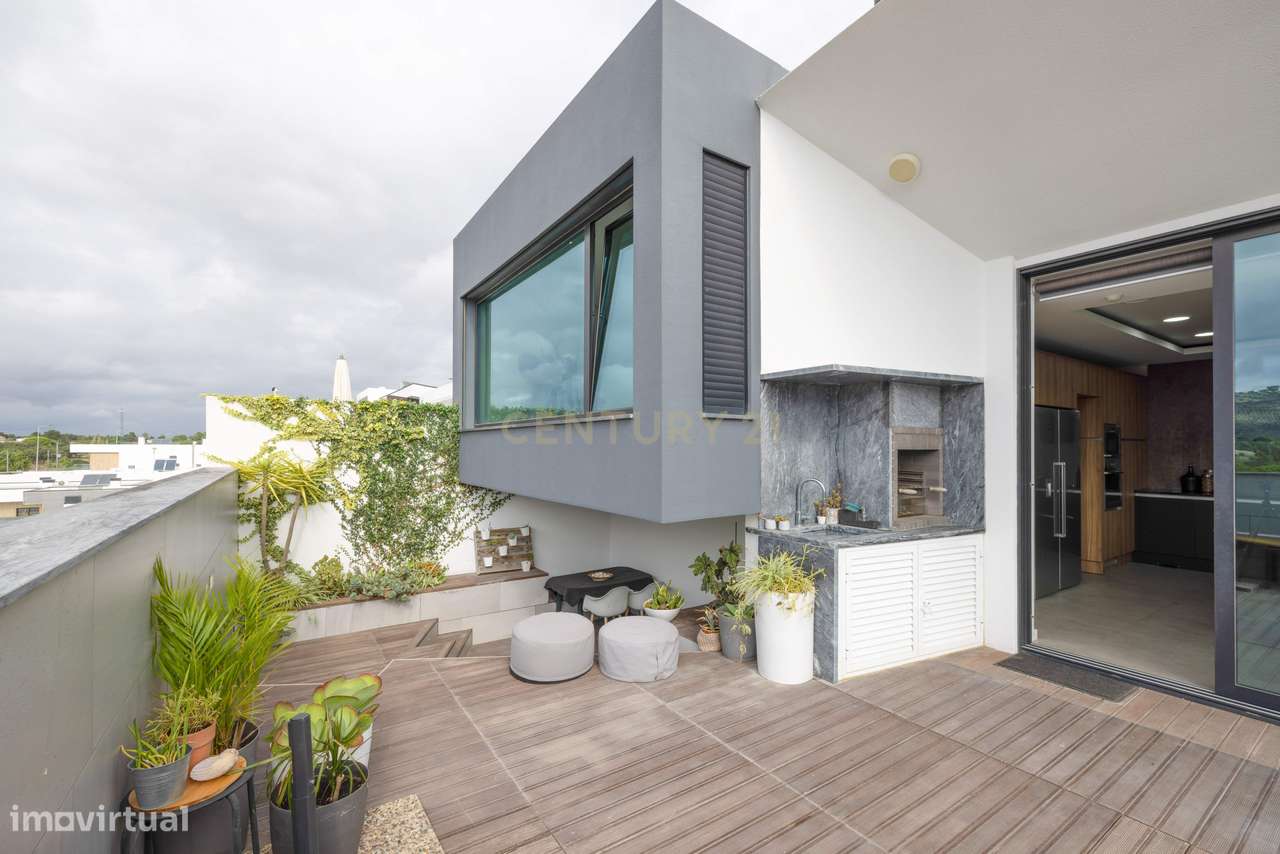 Moradia unifamiliar na Urbanização dos Jardins de Santiago, Setúbal-33