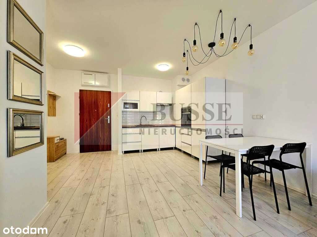 2 pok. na 1 piętrze w niskim bloku z na Warszewie!-2