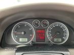 Volkswagen Passat Variant 2.0 TDI DPF Highline - 17