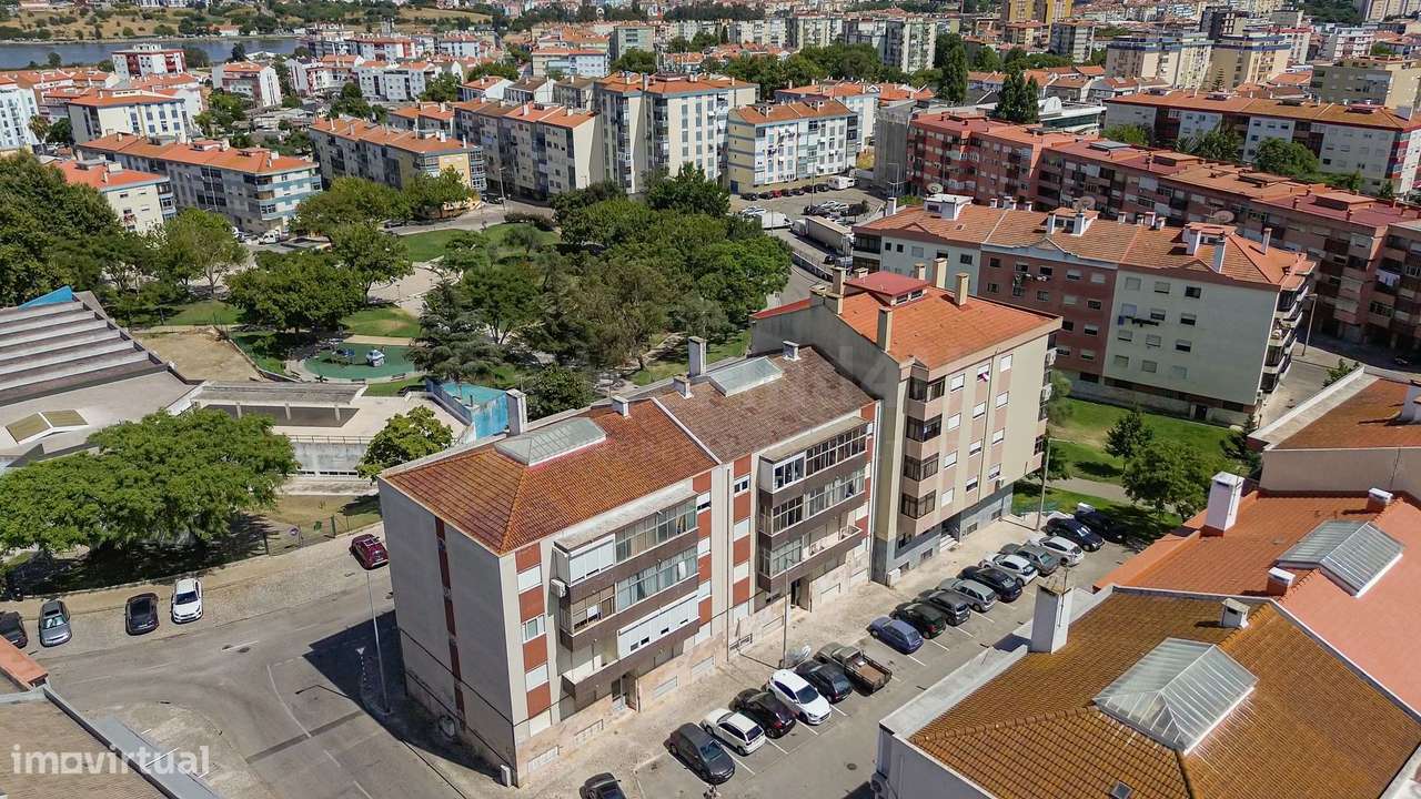 T3 Remodelado junto ás piscinas da Amora-40