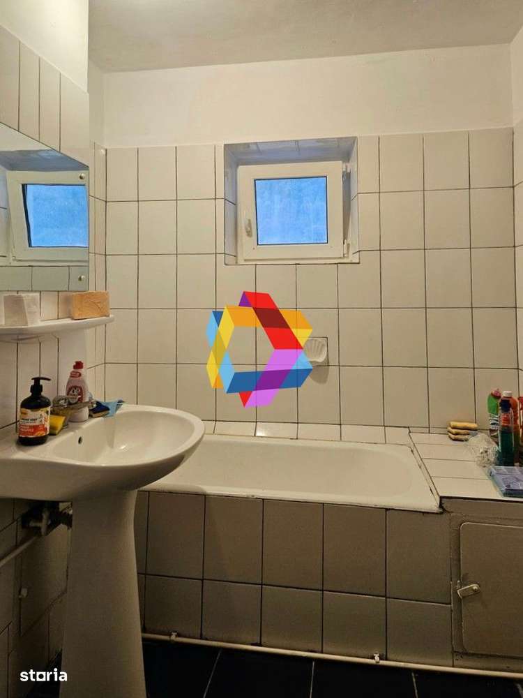 Apartament cu doua camere, zona Racadau 57 mp - vedere spre Tampa-5