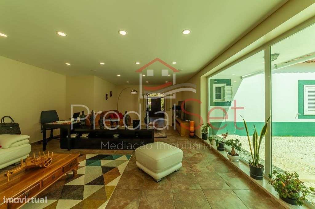 Quinta com Moradia de 6 assoalhadas com piscina - Loures-Lisboa-23