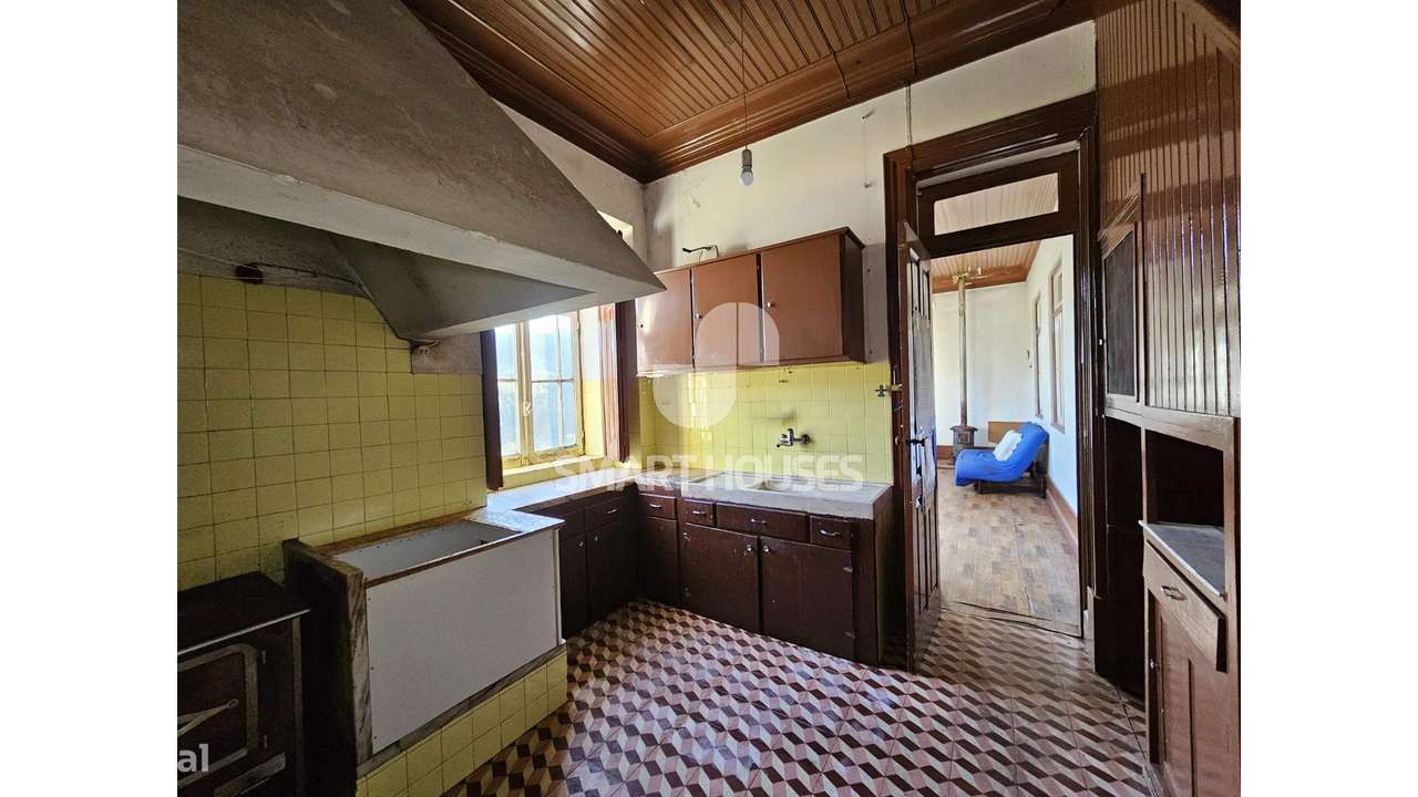 Moradia T4+T2 Pombeiro c/ terreno-19